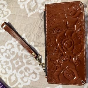 Brand new wristlet